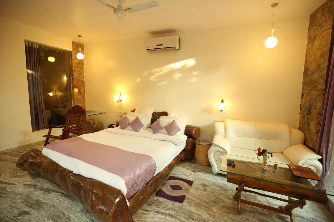 Lohagarh Fort Resort Kukas Exterior foto